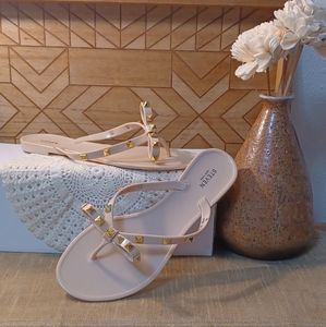 STEVE  Gold / Nude Sandals/ Flip Flops, Size 7